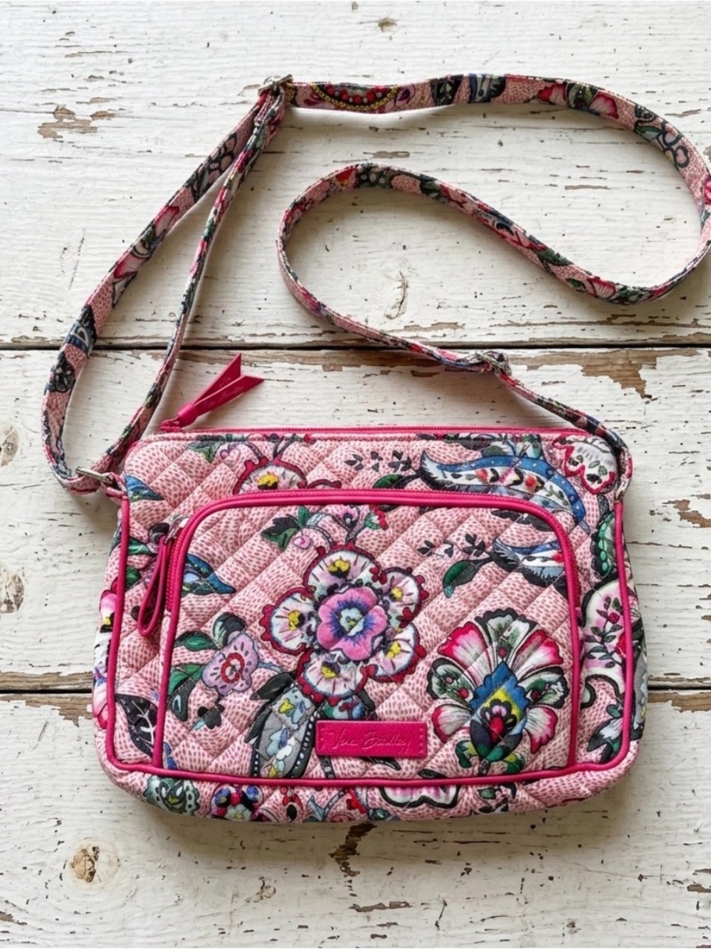 Vera Bradley Petal Paisley Pink Floral Quilted Crossbody Purse